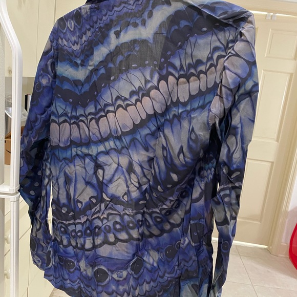 Versace button down shirt RARE butterfly pattern - Picture 4 of 4